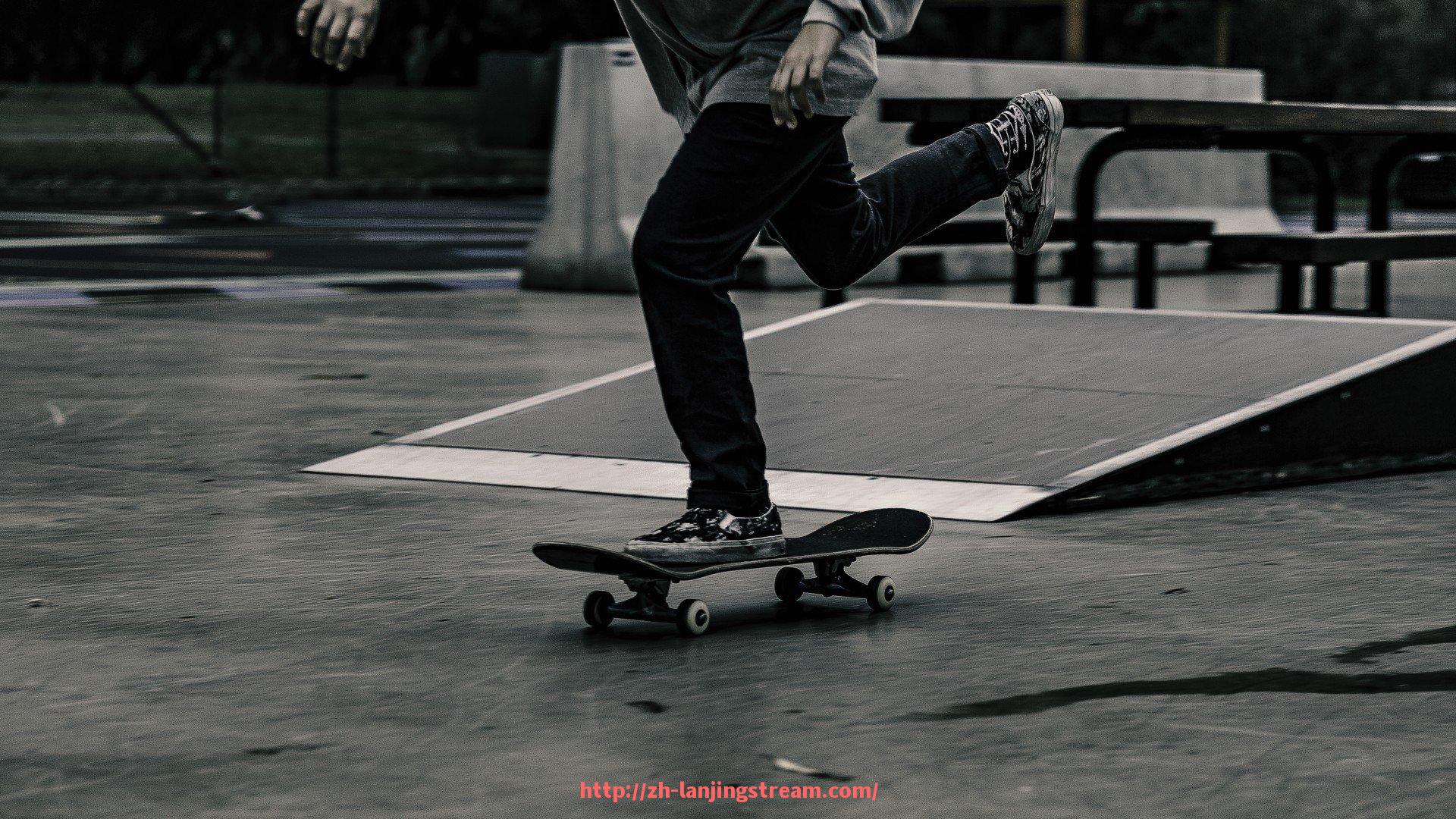 蓝鲸体育直播-无氧健身器材训练方法及其对提升运动耐力的科学依据